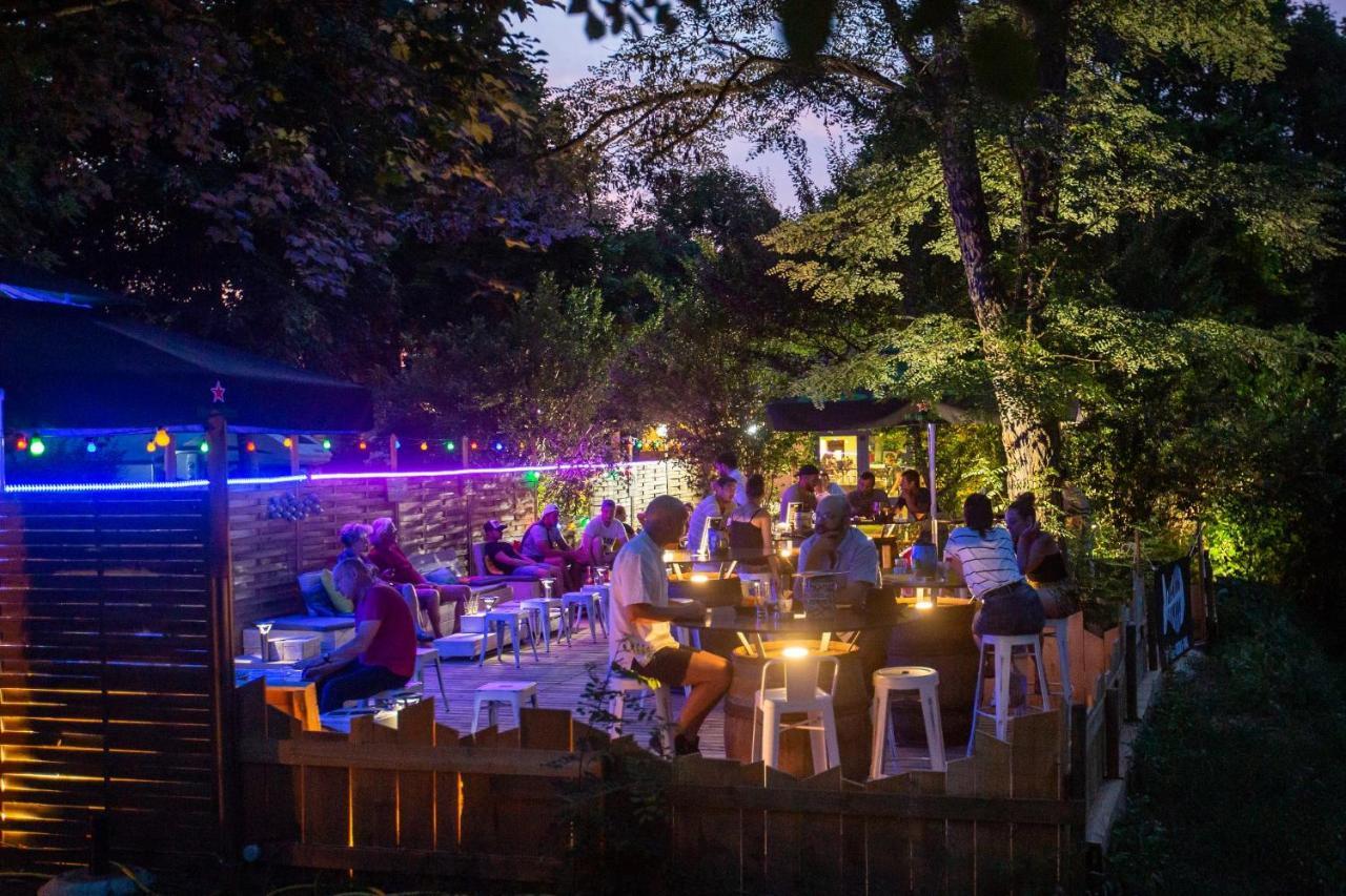 Camping De La Bageasse Brioude Eksteriør bilde