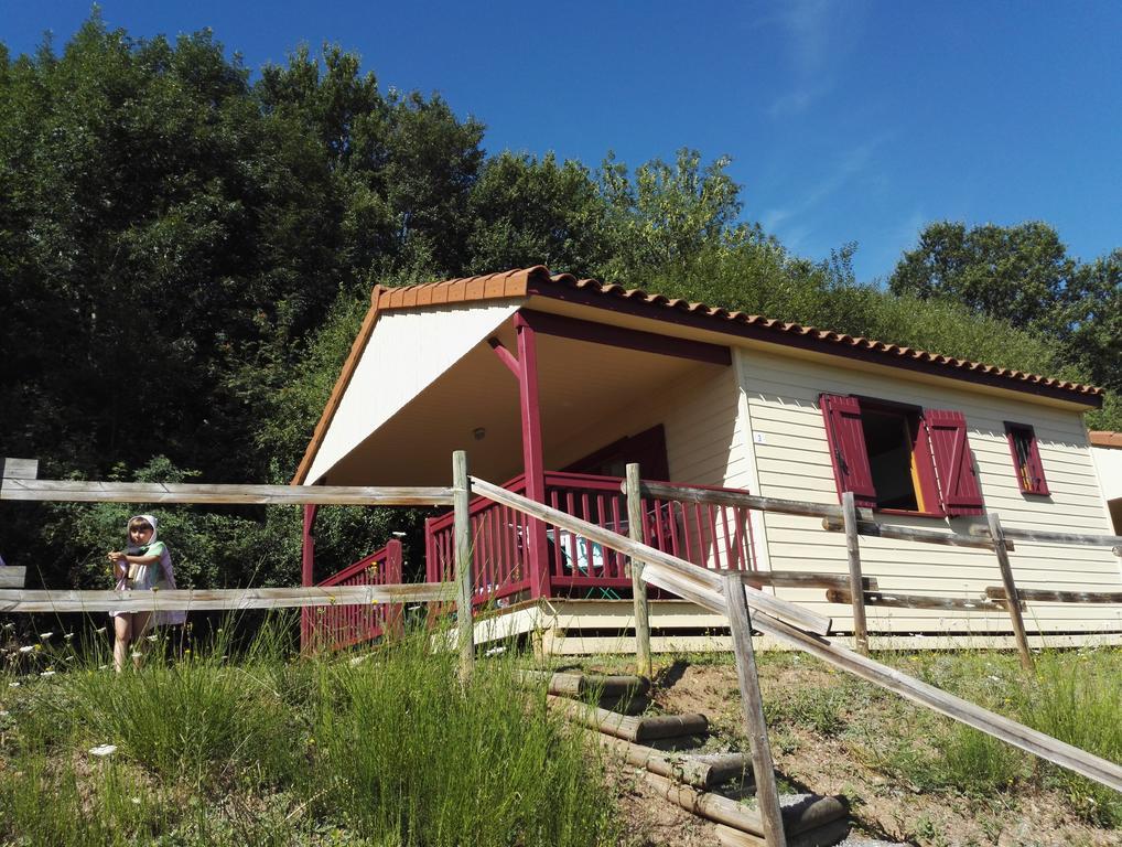 Camping De La Bageasse Brioude Eksteriør bilde